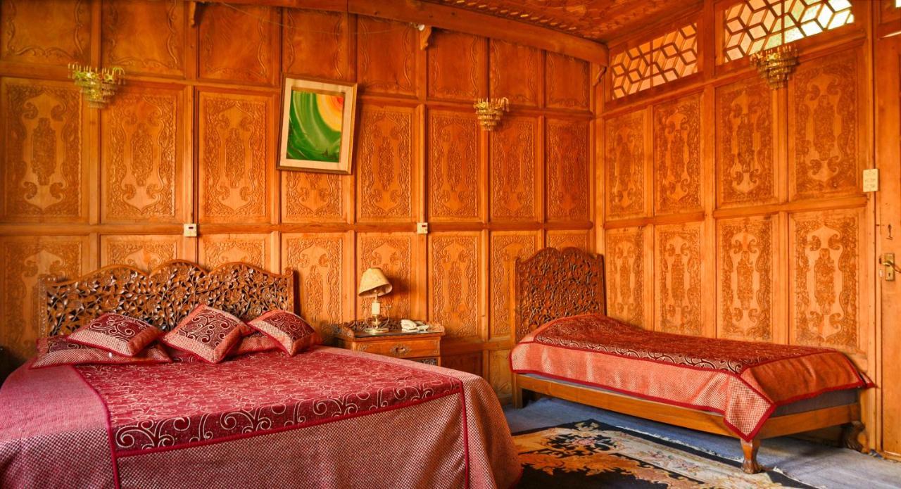 Hotel De Laila House Boat By Sterling Srīnagar Zewnętrze zdjęcie
