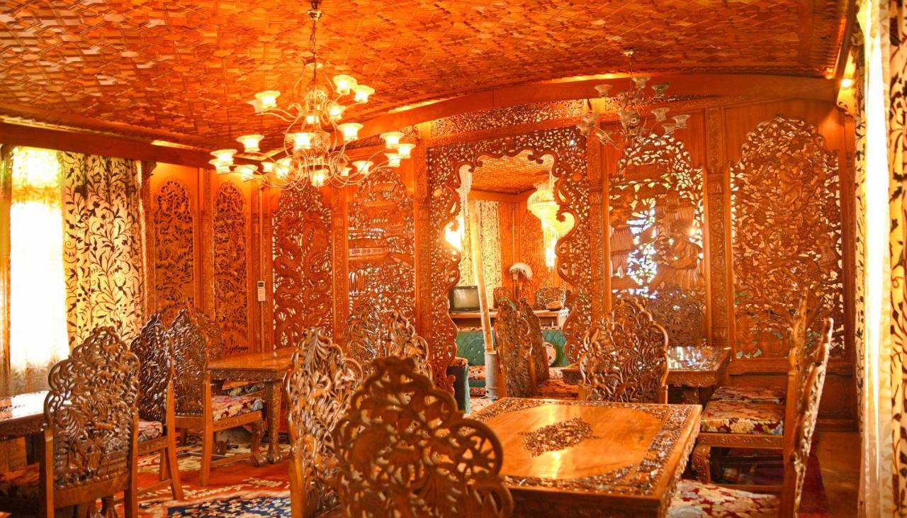 Hotel De Laila House Boat By Sterling Srīnagar Zewnętrze zdjęcie